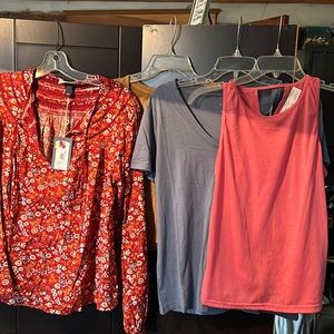 Laundry, BP, Universal Thread, a new day :  Bundle 4- ladies top size medium